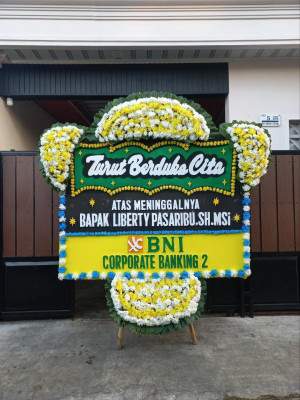 Papan Bunga Duka di Mulak Sebingkai