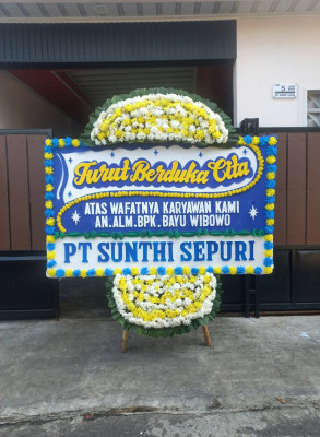 Papan Bunga Duka di Mulak Sebingkai