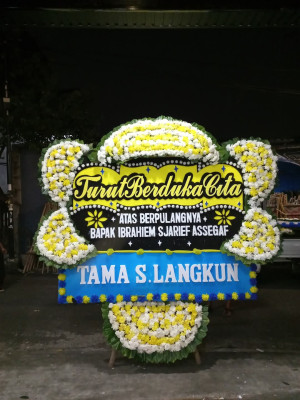 Papan Bunga Duka di Mulak Sebingkai